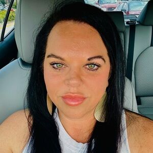 Meet your Posher, Krystal